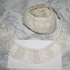 RUFFLED LACE #1456 - Floral Wide Scalloped Edge Cream Natural - 1 1/2" x 3 yds